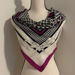 Dior Black and Pink Houndstooth Scarf